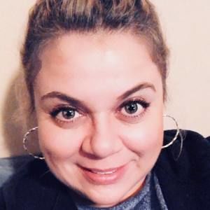 Meet your Posher, Laurie